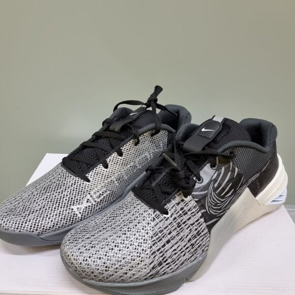 Nike Metcon 8 "Smoke Grey"🔥New Mens Black Gym Workout Training Shoes DQ4675-001 - Picture 1 of 11